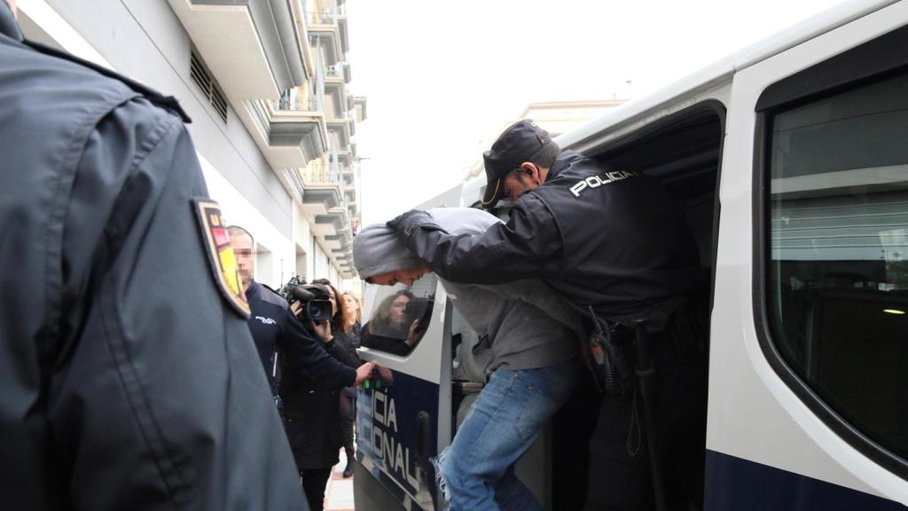 Los detenidos por su implicación en la muerte del agente de la Guardia Civil en Don Benito