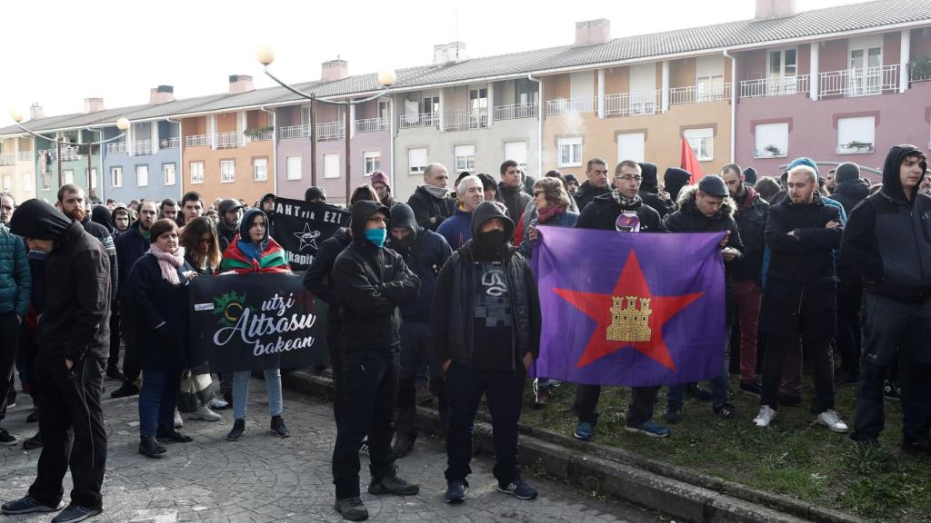 Concentración en contra de la iniciativa España Ciudadana, impulsada por Cs, que celebra este domingo en Alsasua un acto de apoyo a la Guardia Civil.
