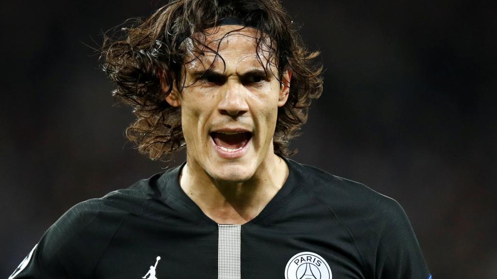 Cavani, en el PSG durante un partido de Champions