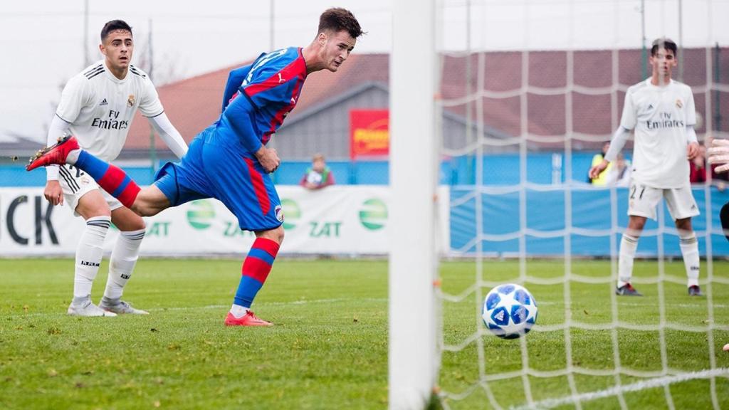 Gol del Viktoria Pilsen. Foto: Twitter (@fcviktorkaplzen)