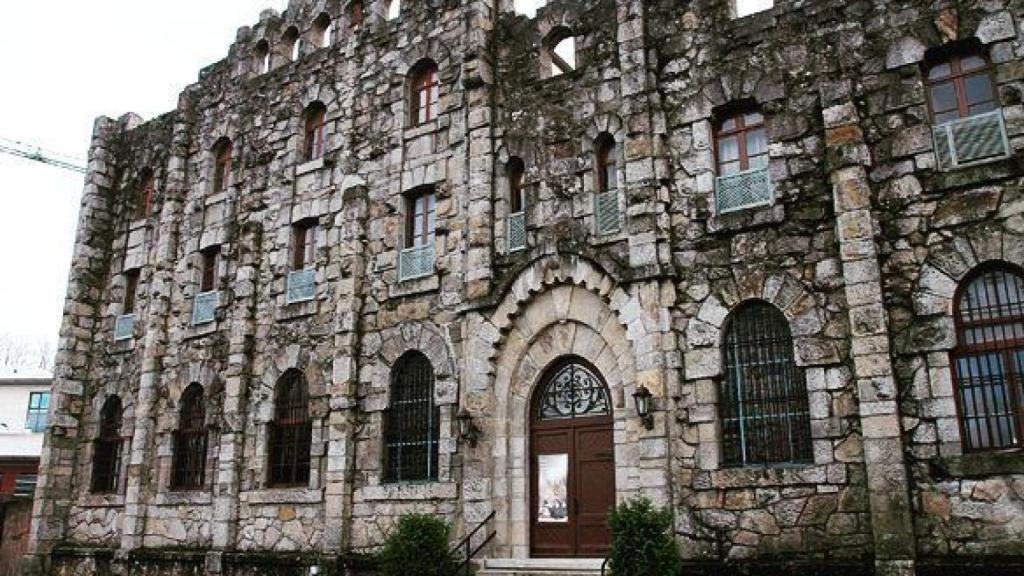 Fachada del monasterio.