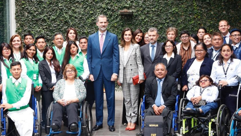 Los reyes en Lima, tras la presentación de programa FUNDADES.
