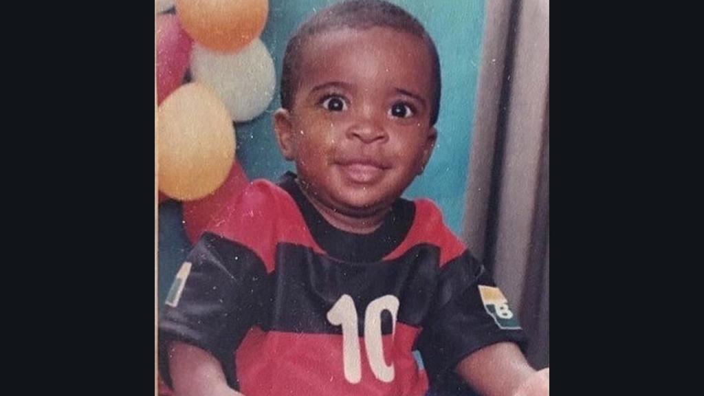 Vinicius Junior con la camiseta del Flamengo