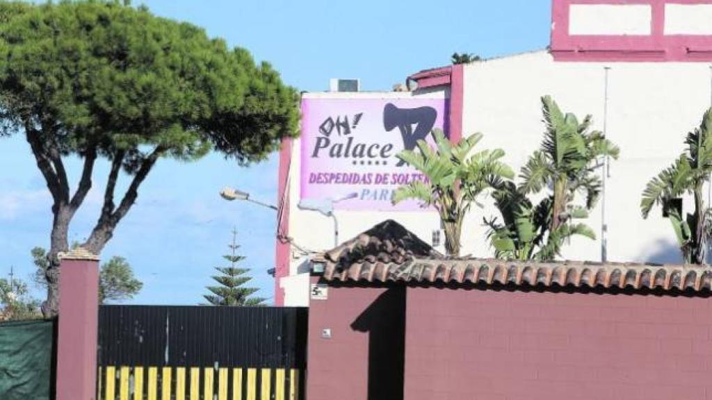 Ángel y Alberto, fallecido y autor involuntario de su muerte, durante un tiempo fueron socios del prostíbulo 'Oh, Palace', en el Puerto de Santa María (Cádiz).