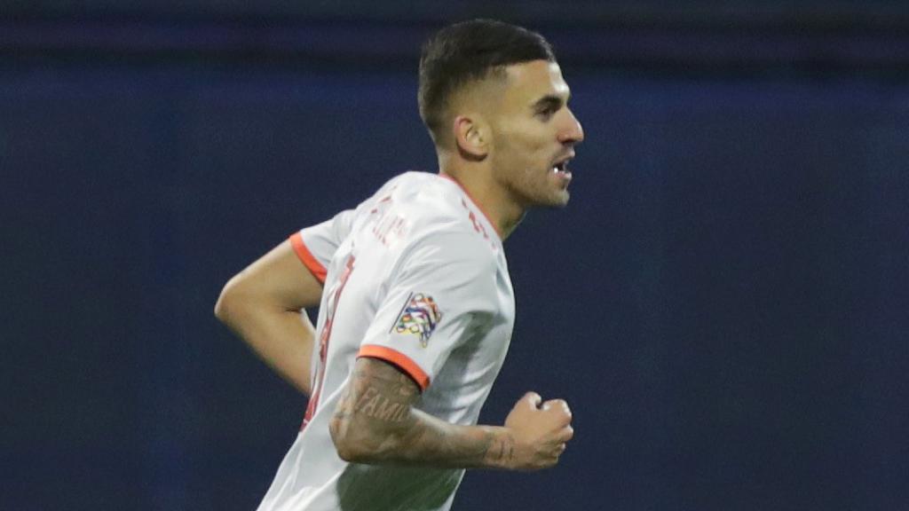 Ceballos celebra un gol con la Selección contra Croacia