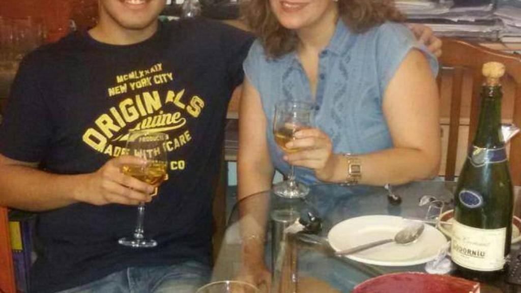 Henry y Mariana, su madre, en el perfil de él de Whatsapp