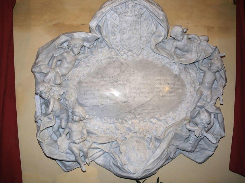 Monumento homenaje a la duquesa de Alba.