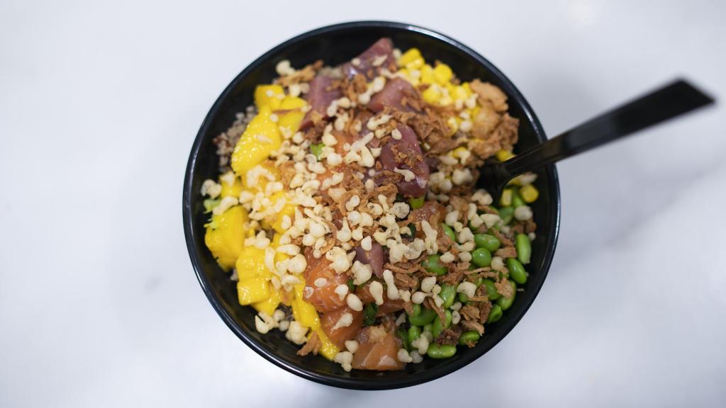 Así ha quedado el poke fabricado por Jaime en el restaurante.