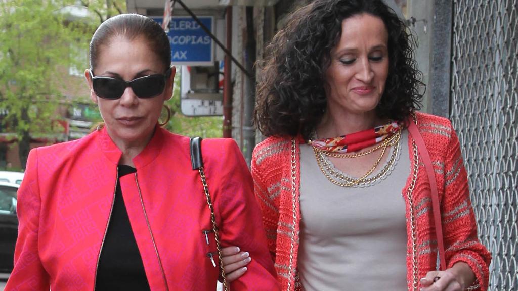 Isabel Pantoja y Dulce Delapiedra en una imagen de archivo