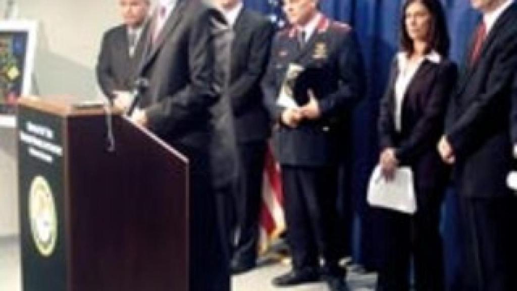 Momento en el que el FBI anunció que pidió la extradición de Oswaldo; ahora podría llevarse a cabo