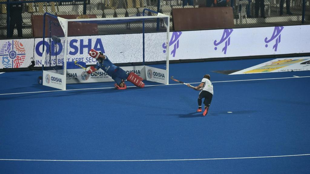 Francisco 'Quico' Cortés paró un penalti en el partido ante Francia