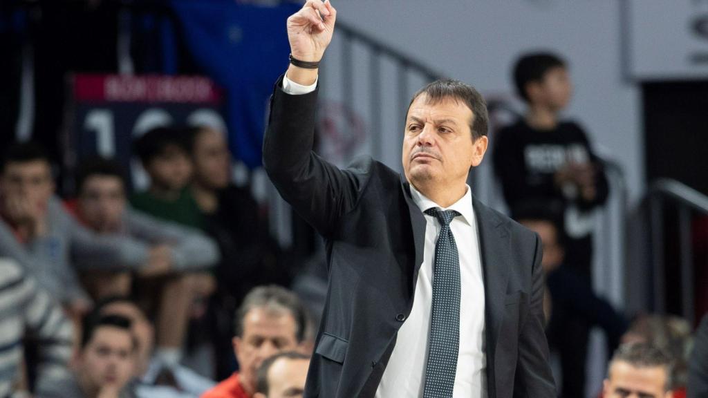 Ergin Ataman, entrenador del Anadolu Efes