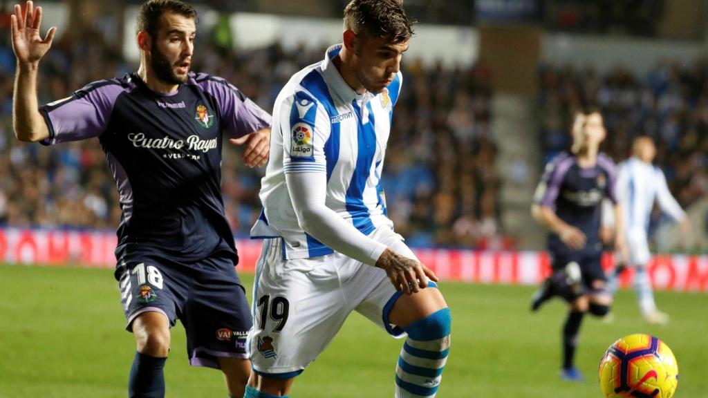 Theo Hernández con la Real Sociedad