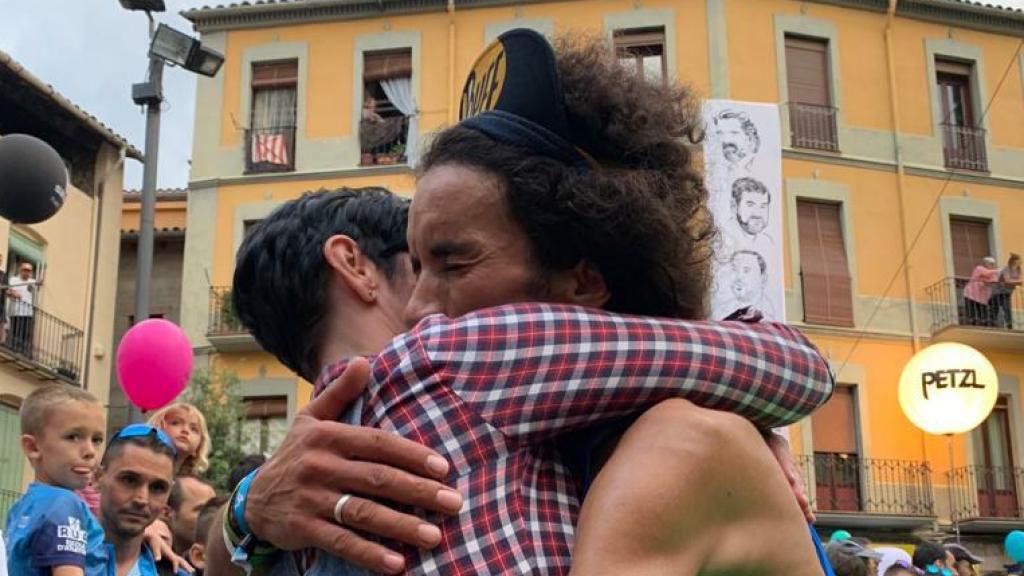 Zaid, junto a Milo, su pareja y representante