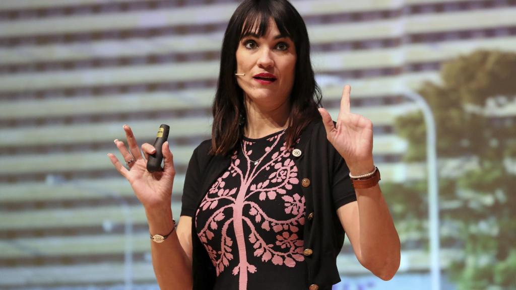 Irene Villa en una ponencia en Alicante
