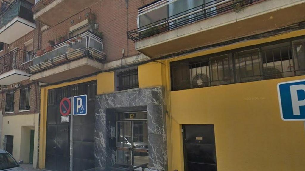 Casa situada en la calle Salvador Alonso, donde fue encontrado el cadáver de la anciana.