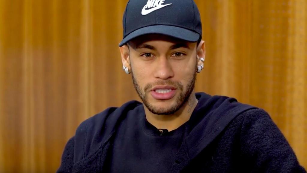 Neymar, durante una entrevista