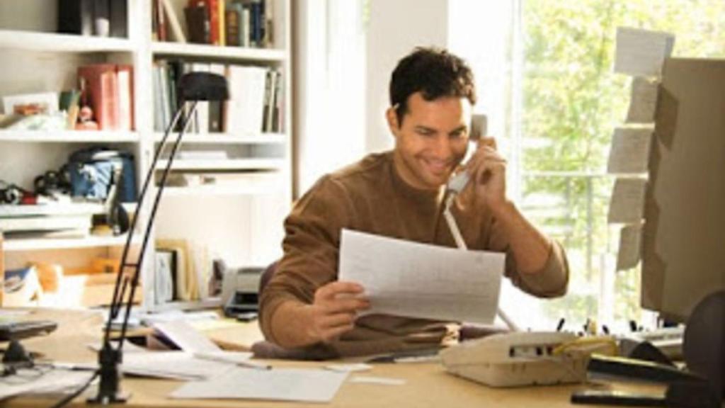 trabajador-autonomos-desde-su-casa