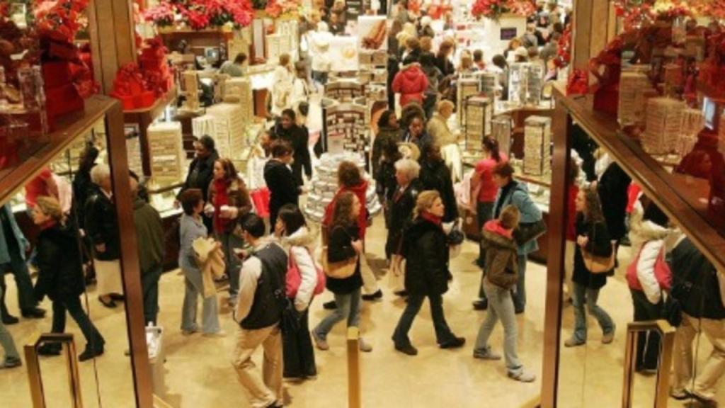 La confianza del consumidor baja en agosto por el empeoramiento de previsiones de futuro