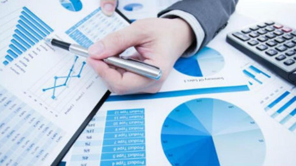 Más deuda y menos beneficio por acción: ¿en qué sectores impactará más la nueva normativa contable?