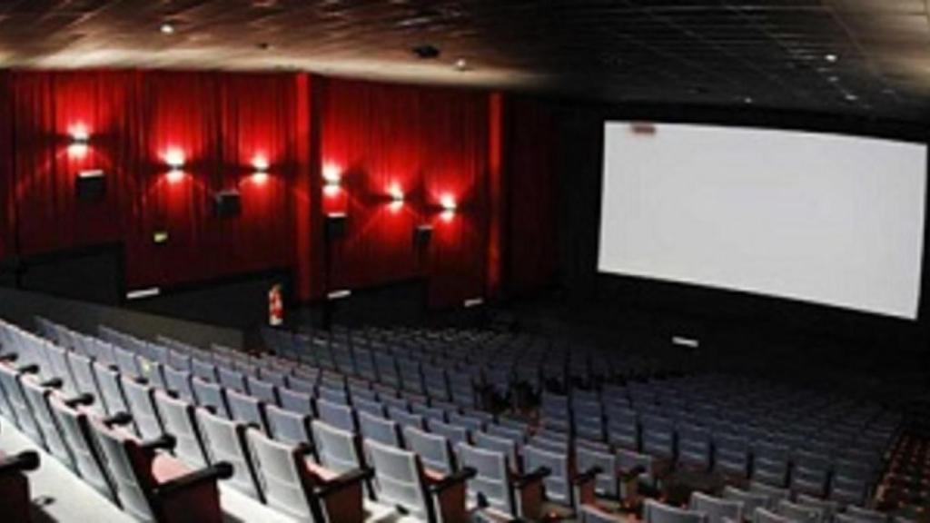 Montoro confirma bajada del IVA del cine y pide que se traslade a la entrada