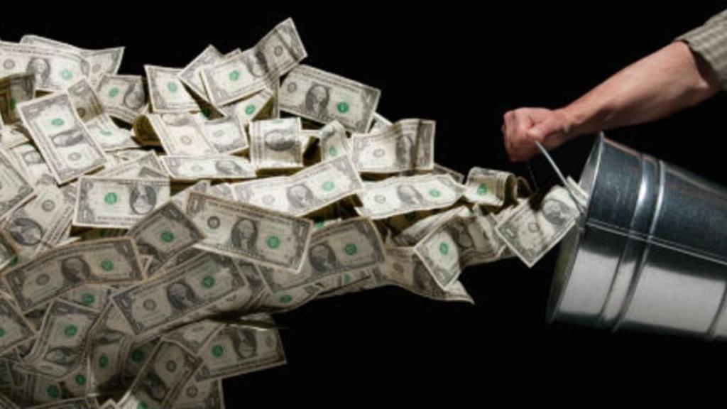 cubo-dinero-585-180316