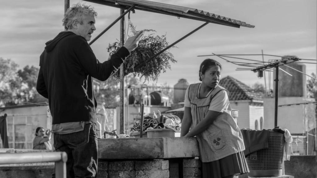 Alfonso Cuarón en el rodaje de la película de Netflix 'Roma'.