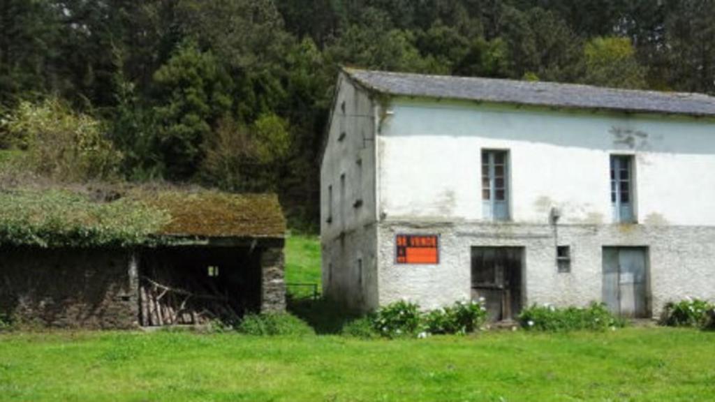 casa-gallega-se-vende-585