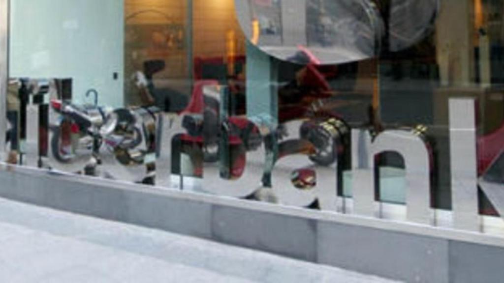 Rótulo de una sucursal de Liberbank.