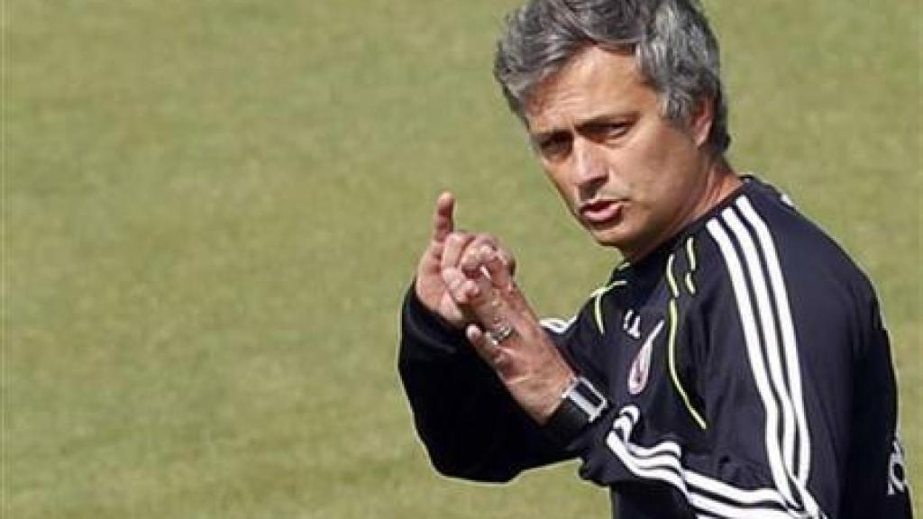 Mourinho en un entrenamiento con el Real Madrid