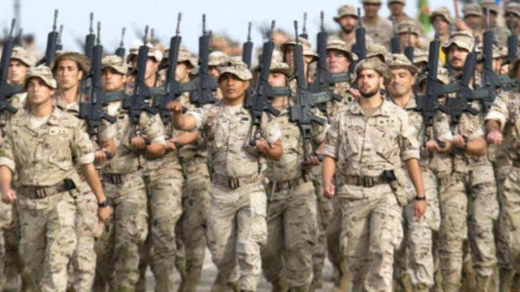 El Gobierno ultima una oferta de empleo para educación y ejército