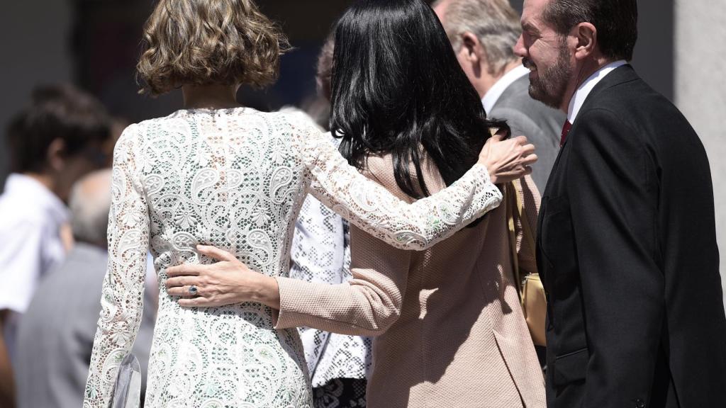 La reina Letizia, Ana Togores y Jesús Ortiz en la comunión de Leonor.
