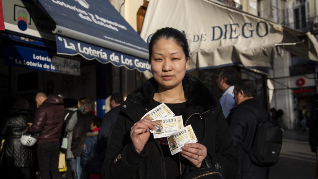 Locura china por la Lotería de Navidad: 2000 euros en décimos