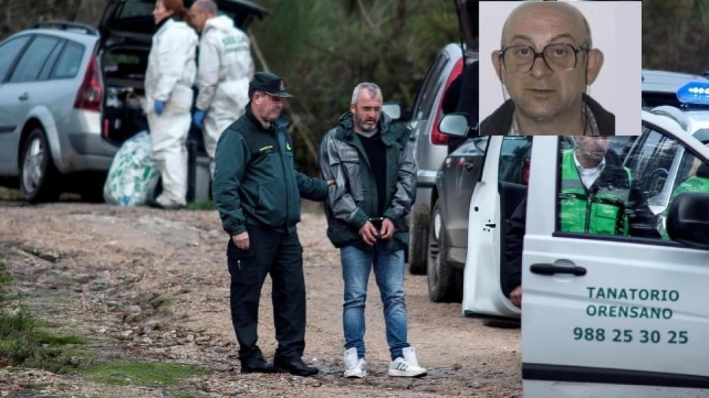 Uno de los detenidos, este jueves, ante los agentes.