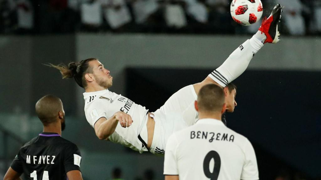 Gareth Bale, a punto de marcar de chilena ante el Al Ain
