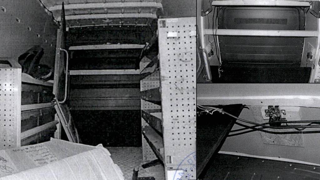 Una puerta secreta se escondía detrás de una estantería de esta furgoneta.