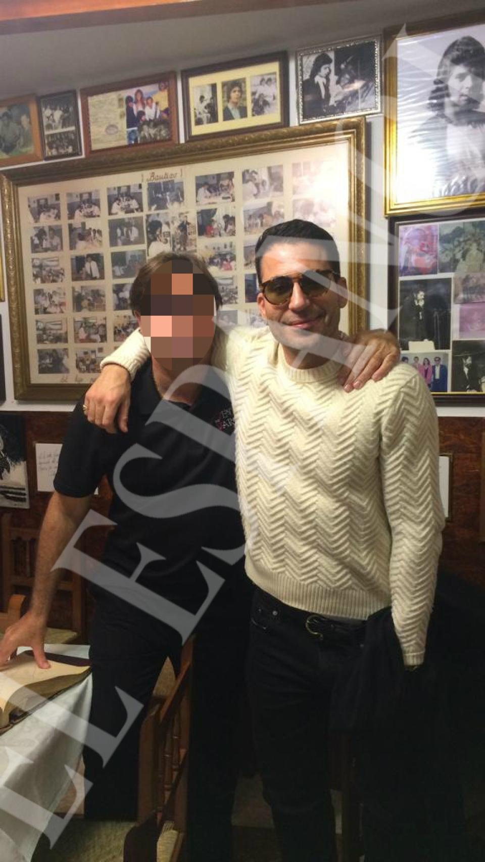 El actor Miguel Ángel Silvestre en la Venta de Vargas.