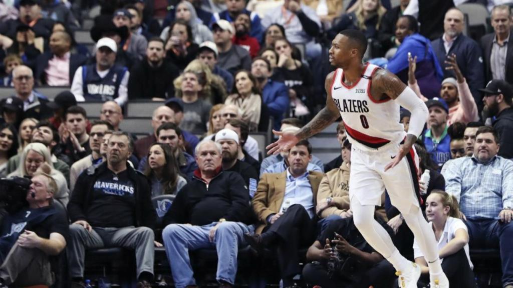 Damian Lillard durante un partido