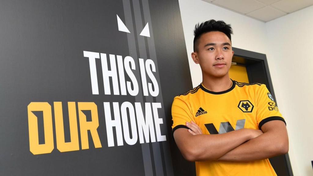David Wang en su presentación con el Wolves