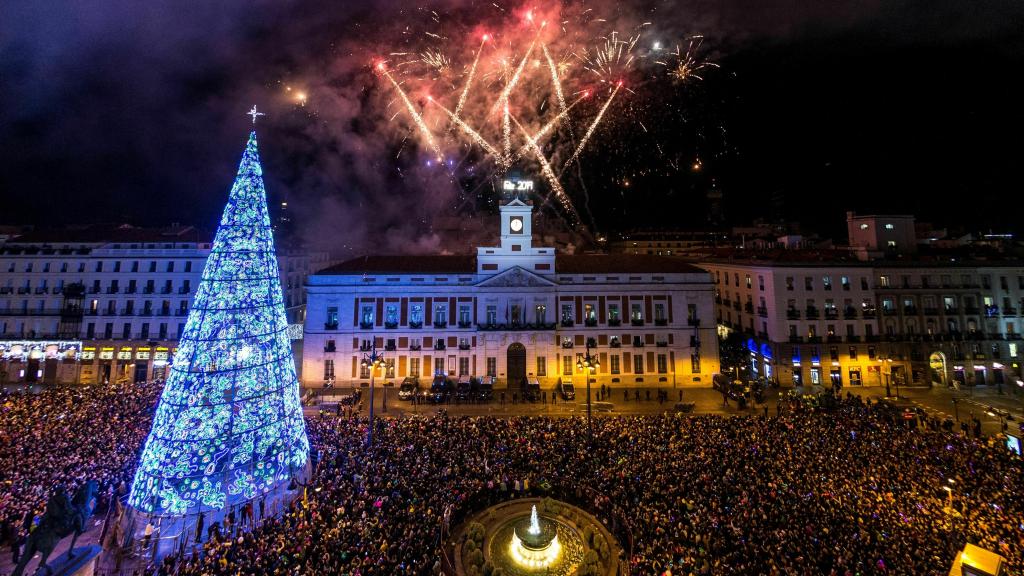 20.000 personas se congregaron en la Puerta del Sol en Madrid en la Nochevieja de 2018.