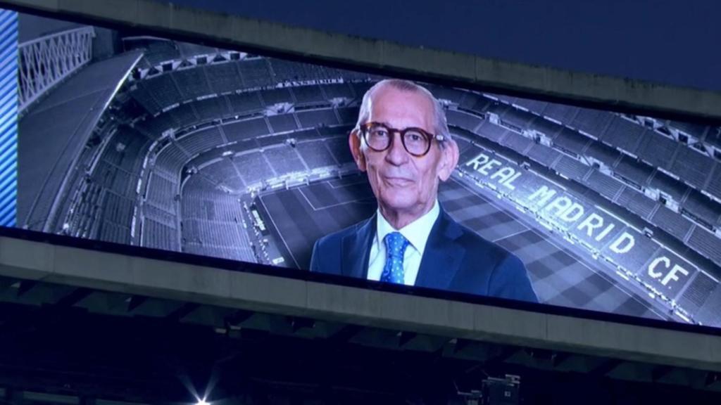 Minuto de silencio en el Santiago Bernabéu