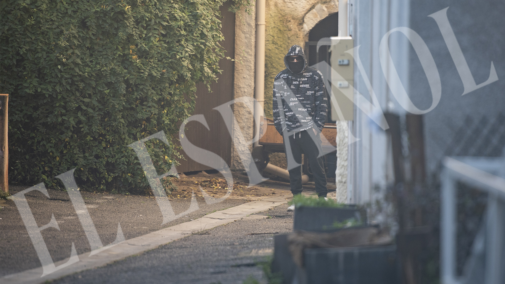 La vida oculta de 'El Cuco' en su refugio francés.