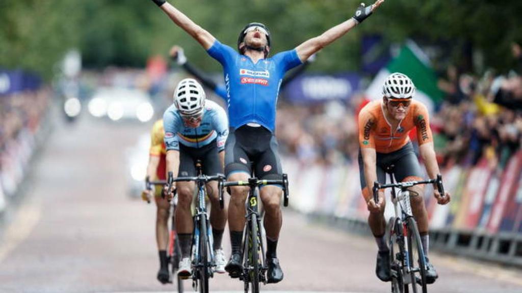 Wout Van Aert y Mathieu Van der Poel durante una prueba de Ciclocross