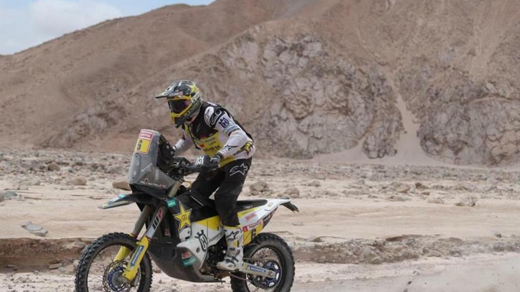 Pablo Quintanilla, piloto chileno, durante una etapa del Dakar