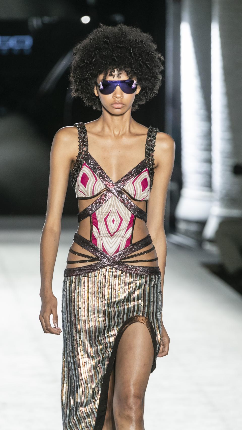 Una modelo en la 080.