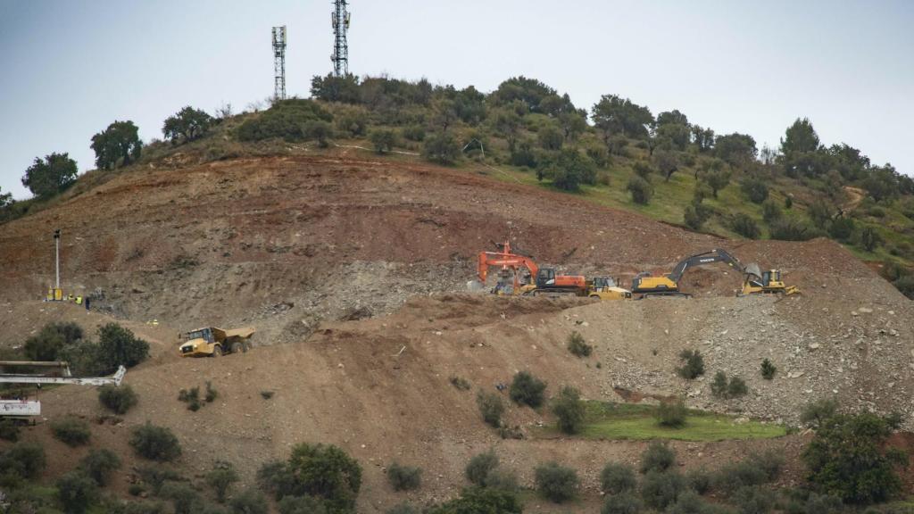 Los equipos de rescate esperan sacar a Julen el lunes por la mañana.
