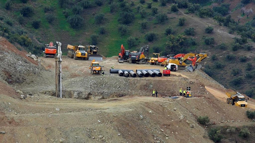 Excavada la mitad del túnel paralelo al pozo donde se encuentra Julen.