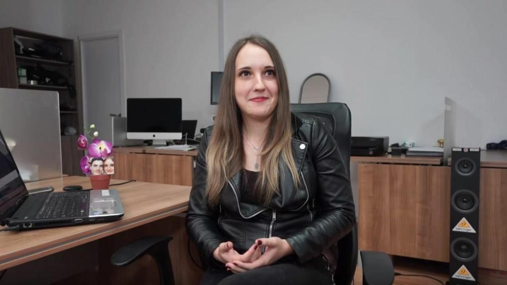 Verónica en el vídeo.