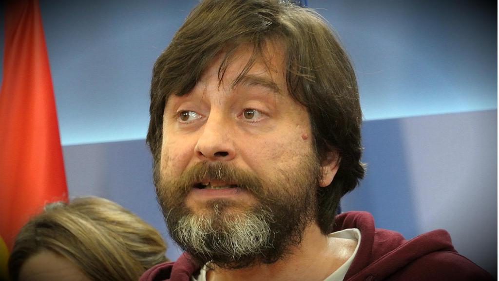 Rafael Mayoral, diputado de Unidos Podemos, en la sala de prensa del Congreso.
