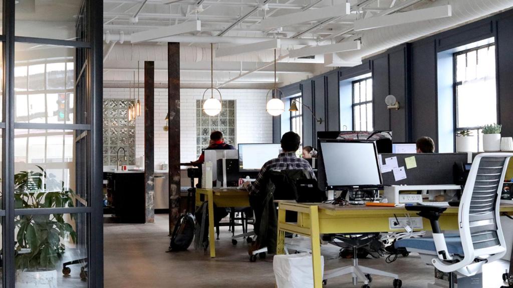 La transformación de los puestos de trabajo.